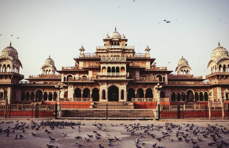 Découvrir Jaipur en Deux Jours : Un Festin Culturel et Historique